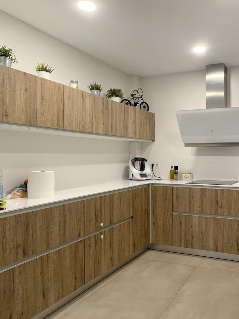 14-azulejos_perales_reforma_vivienda_baño_principal_azulejo_moderno__online_valencia_marazzi_terraza_escalera_peldaños_porcelanico_comprar_precio_powder_sand